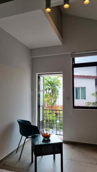 Chapel Close, Chapel Close, Studio, 250 sqft, Terraced House For Rent, by Justin Chong, 25623395 - Living Room - PropertyGuru.com.sg