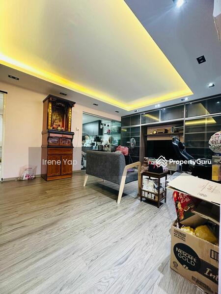 For Sale - 142 Simei Street 2