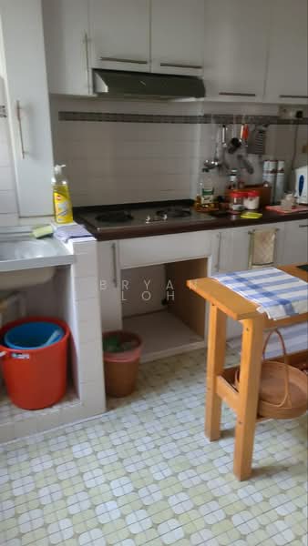 5 Ghim Moh Road, 5 Ghim Moh Road, 2 Bedrooms, 699 sqft, HDB Flat For Rent, by Bryan Loh, 25623547 - Kitchen - PropertyGuru.com.sg