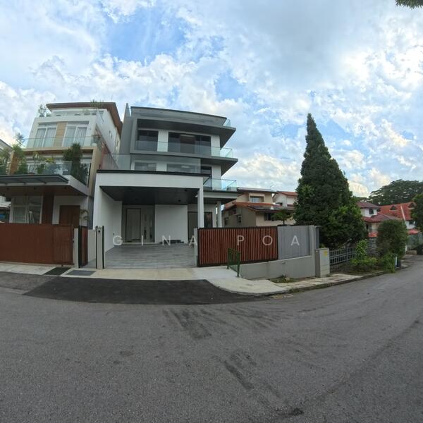 8 bedrooms 8 baths Brand New Semi-Detached in Bukit Timah under $15million, Clementi Park / Upper Bukit Timah, 8 Bedrooms, 9,300 sqft, Semi-Detached House For Sale, by Gina Poa, 25623638 - Exterior - PropertyGuru.com.sg