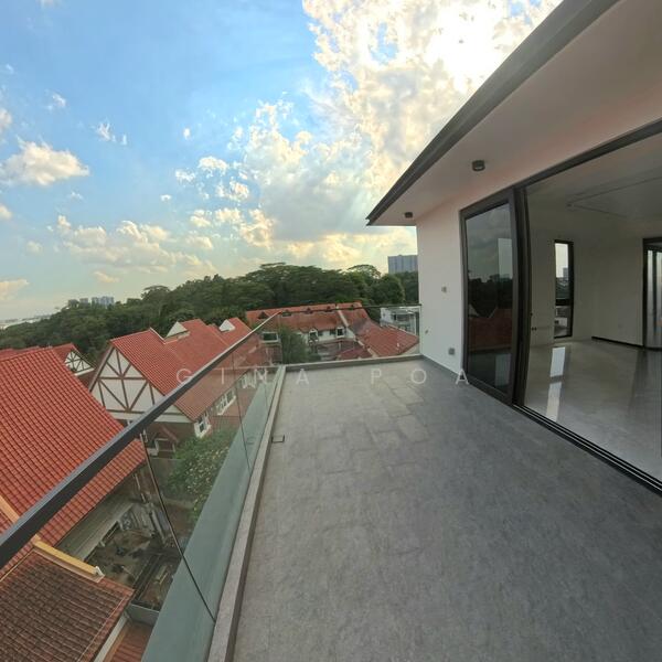 8 bedrooms 8 baths Brand New Semi-Detached in Bukit Timah under $15million, Clementi Park / Upper Bukit Timah, 8 Bedrooms, 9,300 sqft, Semi-Detached House For Sale, by Gina Poa, 25623638 - Balcony - PropertyGuru.com.sg
