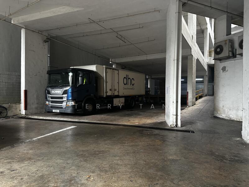 Alpha Industrial Building, 7 Toh Guan Road East, 3,056 sqft, Factory / Workshop (B2) For Rent, by Terry Tan, 25624032 - Car Park - CommercialGuru.com.sg