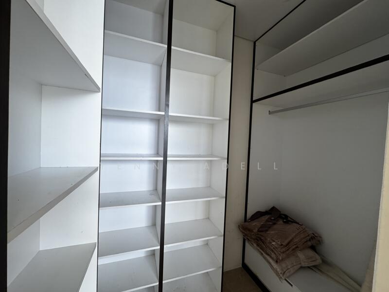 Mill Point, 1 Zion Close, Studio, 527 sqft, Apartment For Rent, by Yenny Adell, 25624144 - Storage bomb shelter - PropertyGuru.com.sg