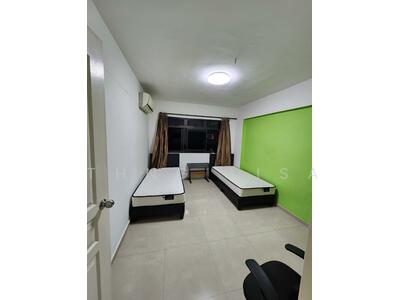 For Rent - 674A Jurong West Street 65