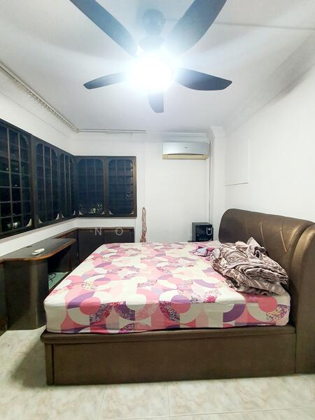 193 Bukit Batok West Avenue 6, 193 Bukit Batok West Avenue 6, 3 Bedrooms, 1,076 sqft, HDB Flat For Rent, by Noel Lu, 25624878 - Master Bedroom - PropertyGuru.com.sg