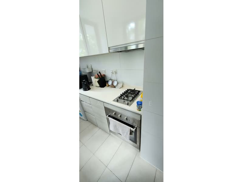 Hundred Trees, 81 West Coast Drive, 2 Bedrooms, 786 sqft, Condominium For Rent, by May Lee, 25624893 - PropertyGuru.com.sg