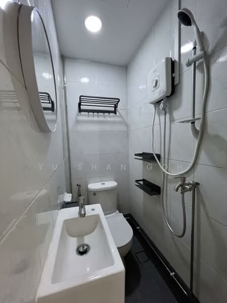 Parc Oasis, 35 Jurong East Avenue 1, Studio, 200 sqft, Condominium For Rent, by Yu Shan Goh, 25625148 - Bathroom - PropertyGuru.com.sg