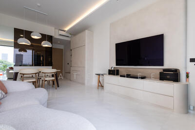 For Sale - Peak Residence