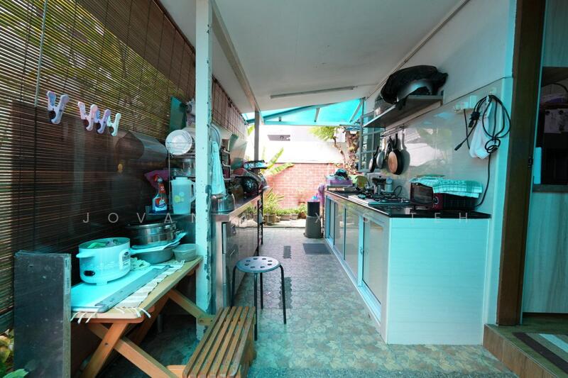 Jalan Senang, Jalan Senang, Eunos / Geylang / Paya Lebar, 4 Bedrooms, 3,768 sqft, Corner Terrace For Sale, by Jovan Alexis Teh, 25625505 - Kitchen - PropertyGuru.com.sg