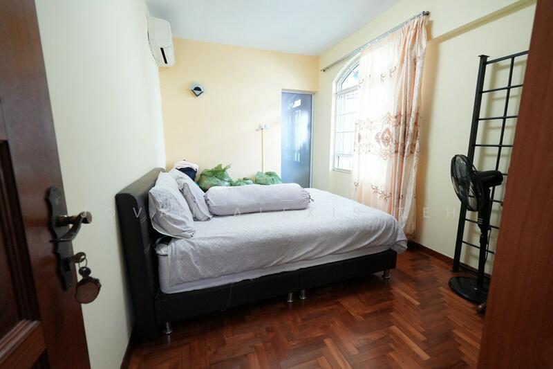 Jalan Senang, Jalan Senang, Eunos / Geylang / Paya Lebar, 4 Bedrooms, 3,768 sqft, Corner Terrace For Sale, by Jovan Alexis Teh, 25625505 - Bedroom - PropertyGuru.com.sg
