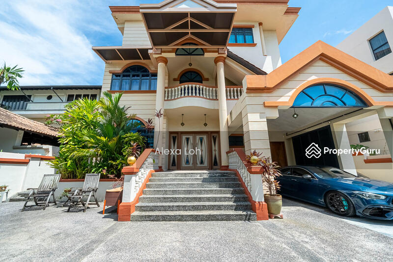 For Sale - Kew Drive