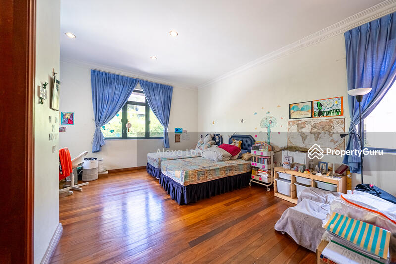For Sale - Kew Drive