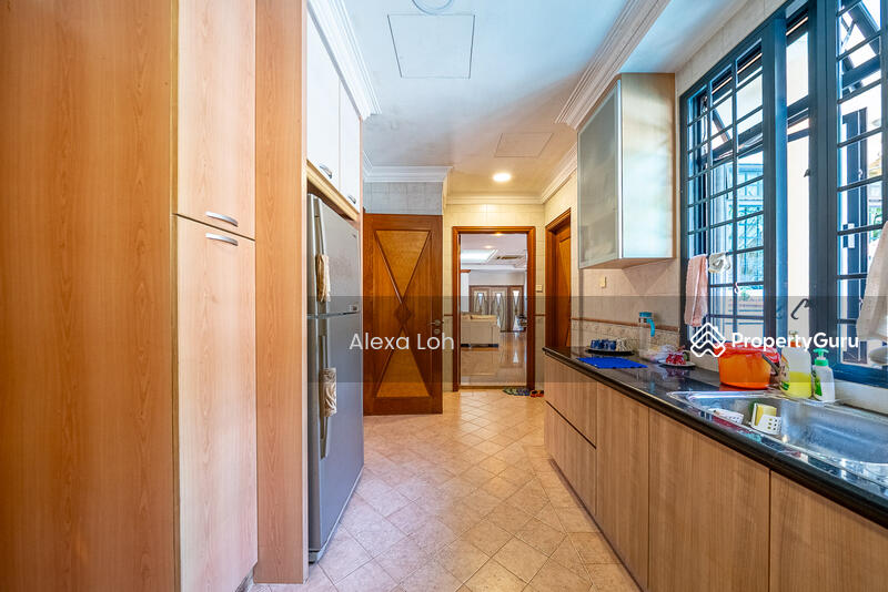 For Sale - Kew Drive