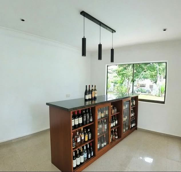 For Rent - Eng Kong Park