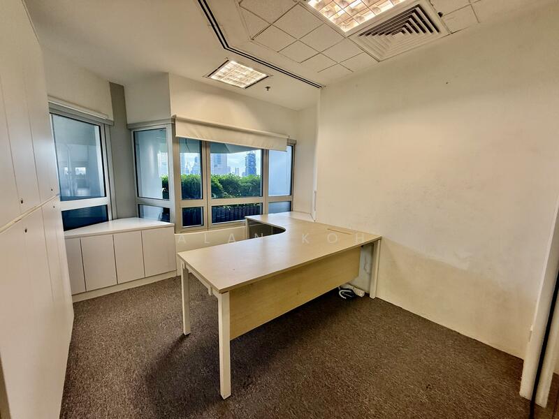 The Concourse, 300 Beach Road, 1,302 sqft, Office For Rent, by Alan Koh, 25626043 - CommercialGuru.com.sg