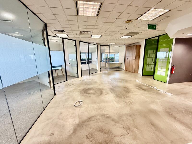 The Concourse, 300 Beach Road, 1,302 sqft, Office For Rent, by Alan Koh, 25626043 - CommercialGuru.com.sg