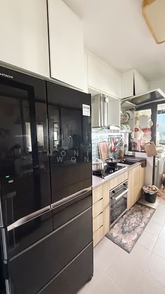 31 Ghim Moh Link, 31 Ghim Moh Link, 3 Bedrooms, 990 sqft, HDB Flat For Rent, by Monita Wong, 25626044 - Kitchen - PropertyGuru.com.sg
