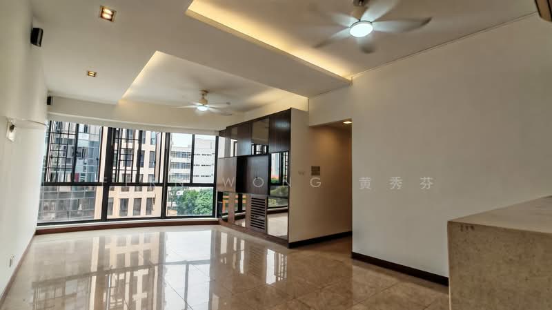 Seasons View, 5 Pemimpin Drive, 3 Bedrooms, 1,141 sqft, Condominium For Sale, by Fern Wong 黄秀芬, 25626186 - Living Room - PropertyGuru.com.sg