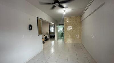 For Sale - 734 Yishun Avenue 5