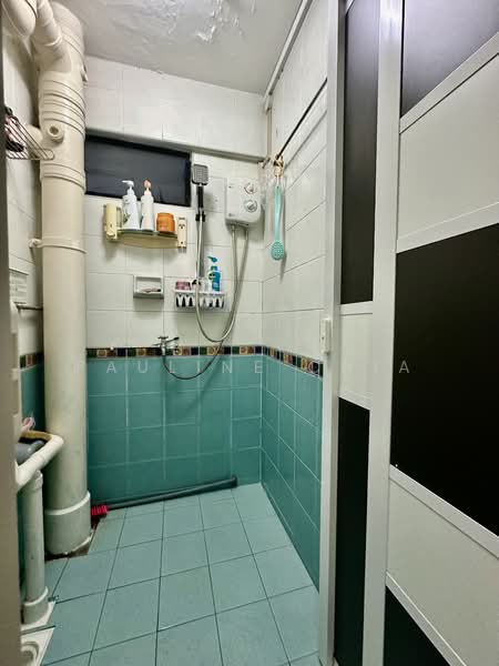 20 Dover Crescent, 20 Dover Crescent, Room Rental, 70 sqft, HDB Flat For Rent, by Pauline Chia, 25626320 - Bathroom - PropertyGuru.com.sg