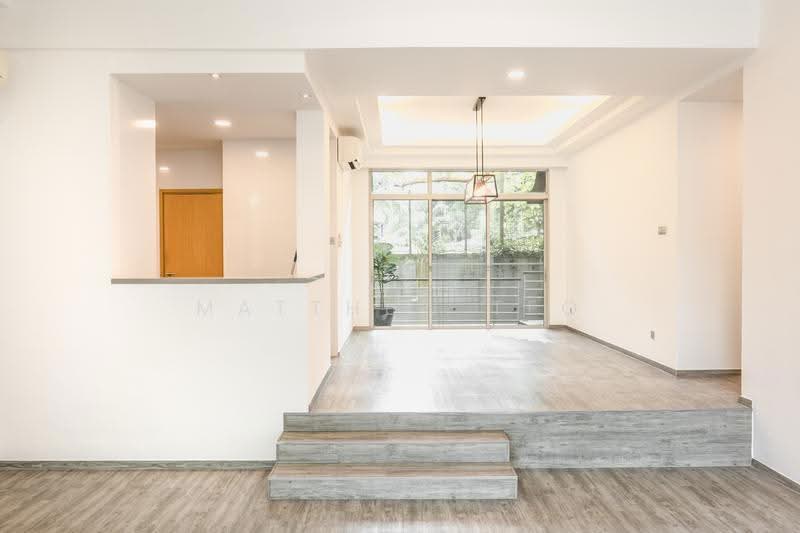 NassimVille, 11 Nassim Road, Tanglin / Holland / Bukit Timah, 4 Bedrooms, 2,200 sqft, Condominium For Rent, by Matthew Teo, 25626822 - Living Room - PropertyGuru.com.sg