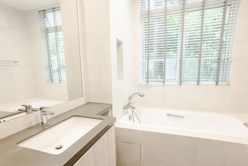 NassimVille, 11 Nassim Road, Tanglin / Holland / Bukit Timah, 4 Bedrooms, 2,200 sqft, Condominium For Rent, by Matthew Teo, 25626822 - Bathroom - PropertyGuru.com.sg