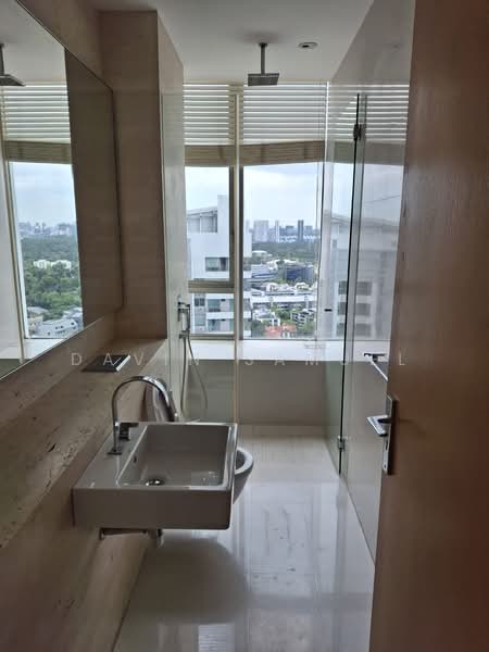 Ardmore II Condominium For Sale at S$ 7,408,000 | PropertyGuru Singapore - Bathroom
