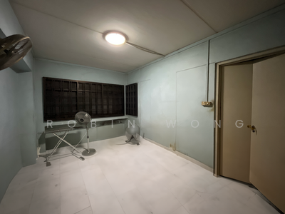 For Sale - 625B Woodlands Drive 52