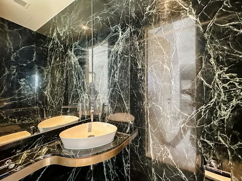 Klimt Cairnhill, 71 Cairnhill Road, 3 Bedrooms, 1,432 sqft, Condominium For Rent, by Lucas Chiew, 25627081 - Bathroom - PropertyGuru.com.sg