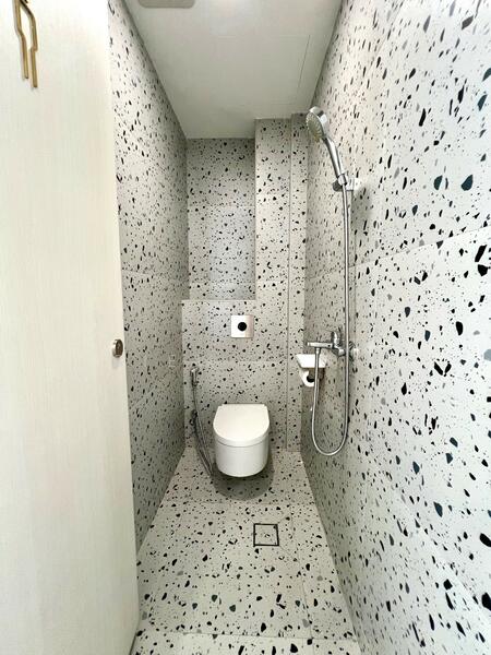 51 Tras Street, Tras Street, 1,507 sqft, Office For Rent, by Siew Boon, 25627301 - Bathroom - CommercialGuru.com.sg