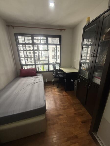 90 Tanglin Halt Road, 90 Tanglin Halt Road, Room Rental, 100 sqft, HDB Flat For Rent, by Juita Tan, 25627420 - Study - PropertyGuru.com.sg