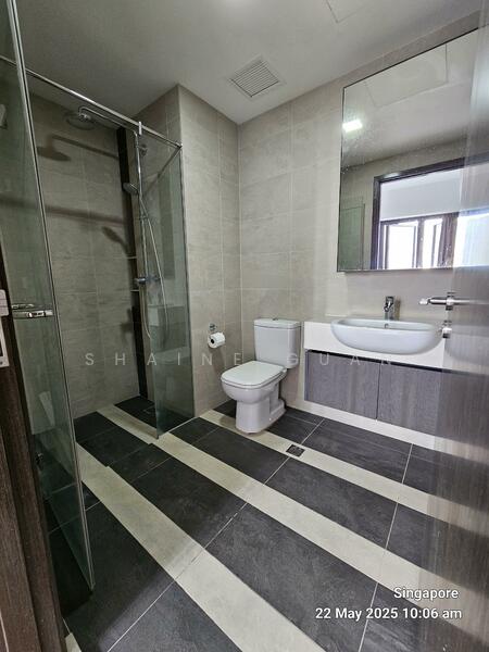 Parc Riviera, 101 West Coast Vale, 2 Bedrooms, 646 sqft, Condominium For Rent, by Shaine Guan, 25628038 - Bathroom - PropertyGuru.com.sg