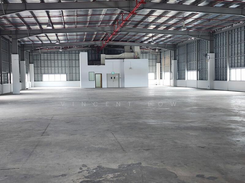 Warehouse High Ceiling Super near to Expo MRT, 5 Changi Business Park Central 1, Singapore 486038, 17,330 sqft, Warehouse For Rent, by Vincent Low, 25628098 - CommercialGuru.com.sg