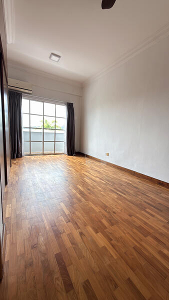 For Rent - La Suisse I