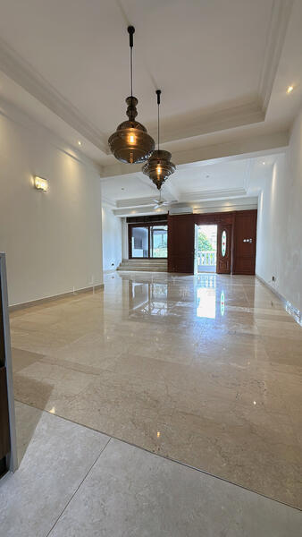 For Rent - La Suisse I