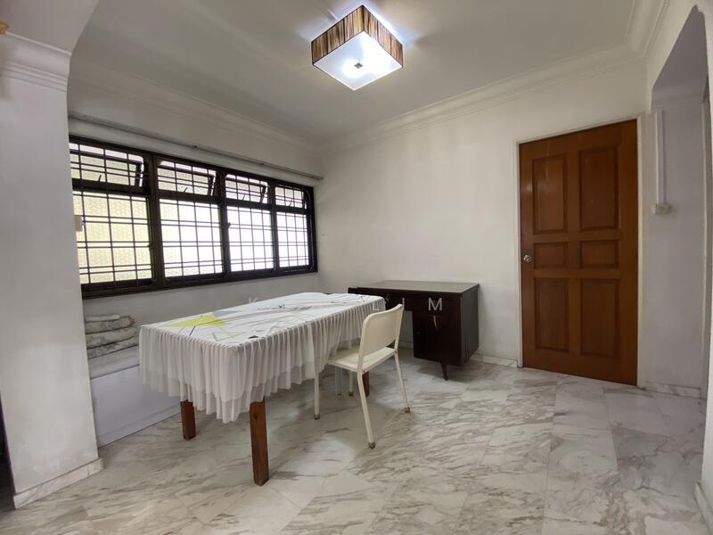 191 Bukit Batok West Avenue 6, 191 Bukit Batok West Avenue 6, 3 Bedrooms, 1,200 sqft, HDB Flat For Rent, by Ken Lim, 25628300 - Dining Room - PropertyGuru.com.sg