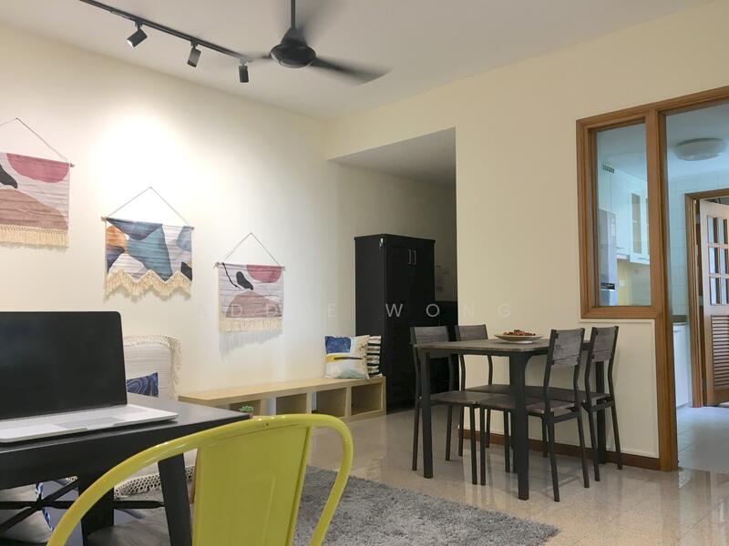 Queens, 10 Stirling Road, Room Rental, 120 sqft, Condominium For Rent, by Addie Wong, 25628302 - Dining Room - PropertyGuru.com.sg