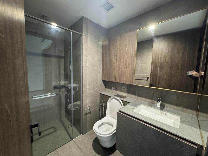 Midtown Modern, 18 Tan Quee Lan Street, 1 Bedroom, 409 sqft, Condominium For Rent, by Jay Ng, 25628359 - Bathroom - PropertyGuru.com.sg