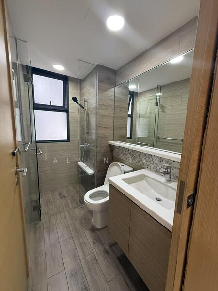 The Rainforest Executive Condominium For Sale at S$ 2,100,000 | PropertyGuru Singapore - Bathroom