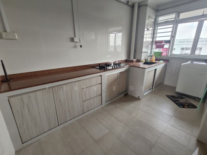 934 Jurong West Street 91, 934 Jurong West Street 91, 3 Bedrooms, 1,119 sqft, HDB Flat For Rent, by Florence Goh, 25628625 - Kitchen - PropertyGuru.com.sg