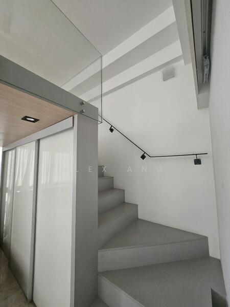 Woodhaven, 75 Woodgrove Avenue, Admiralty / Woodlands, 1 Bedroom, 603 sqft, Condominium For Rent, by Alex Ang, 25628640 - Stairs - PropertyGuru.com.sg