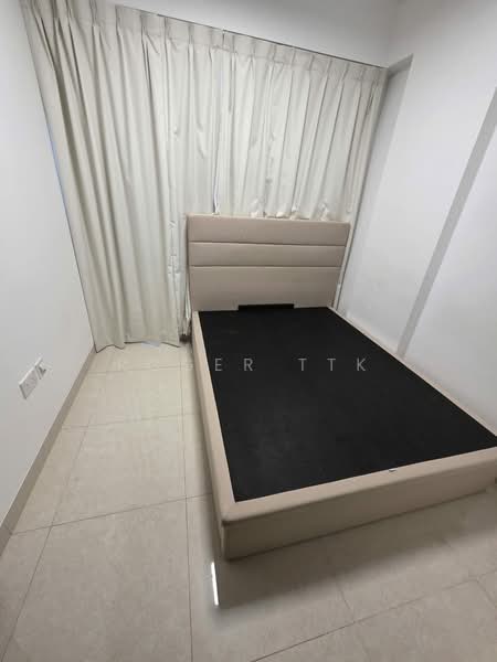 Centra Residence, 8 Lorong 7 Geylang, 2 Bedrooms, 517 sqft, Condominium For Rent, by Roger TTK, 25628696 - Bedroom - PropertyGuru.com.sg