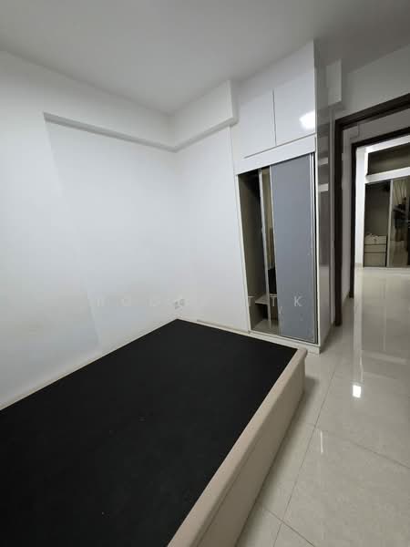 Centra Residence, 8 Lorong 7 Geylang, 2 Bedrooms, 517 sqft, Condominium For Rent, by Roger TTK, 25628696 - Bedroom - PropertyGuru.com.sg