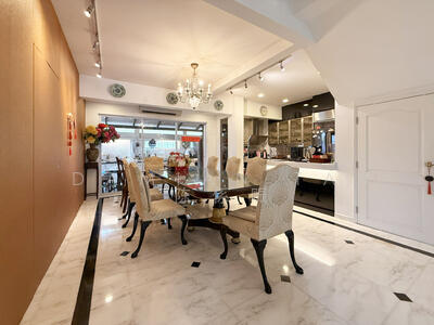 For Sale - ⭐️1 KM TO RGPS & MINS WALK TO TAN KAH KEE MRT! RENOVATED FH 2.5-STY SEMI-D W/ 10M WIDE FRONTAGE!⭐️