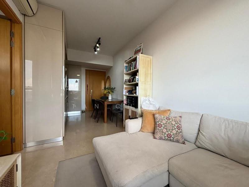 Commonwealth Towers, 232 Commonwealth Avenue, Alexandra / Commonwealth, 1 Bedroom, 463 sqft, Condominium For Rent, by Tan Chong, 25629219 - Living Room - PropertyGuru.com.sg