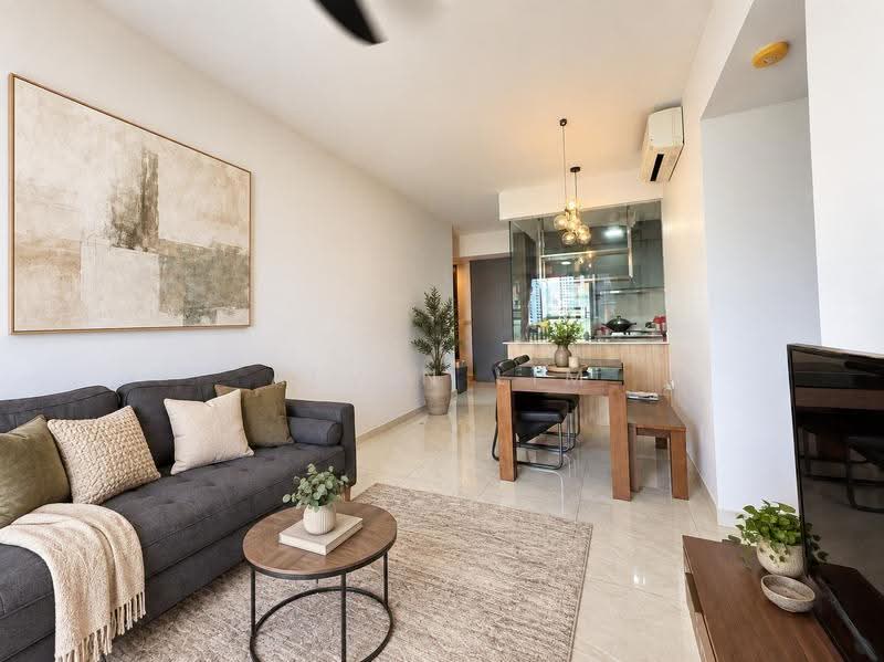 Grandeur Park Residences, 1 Bedok South Avenue 3, Bedok / Upper East Coast, 3 Bedrooms, 883 sqft, Condominium For Sale, by Alvin Lim, 25629231 - Living Room - PropertyGuru.com.sg