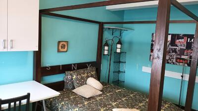 For Rent - Lakepoint Condo