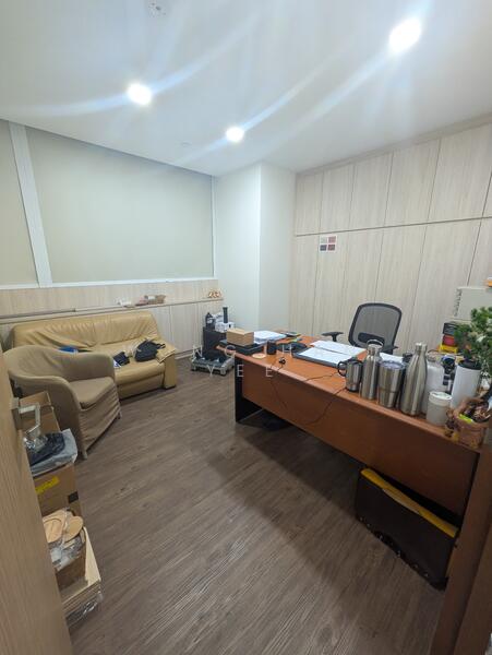Henderson Industrial Park, 203 Henderson Road, 2,067 sqft, Light Industrial (B1) For Sale, by Wong Han Yee, 25629677 - CommercialGuru.com.sg