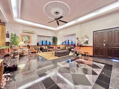 For Sale - Kovan road