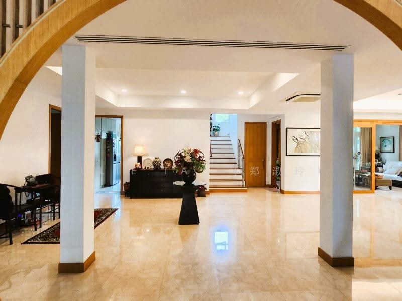 A rare Oriental- inspired DETACHED home with modern touches, nestled among lush greenery, Siglap | Frankel estate, 5 Bedrooms, 7,696 sqft, Detached House For Sale, by Julie Tay, 25630598 - Entrance - PropertyGuru.com.sg